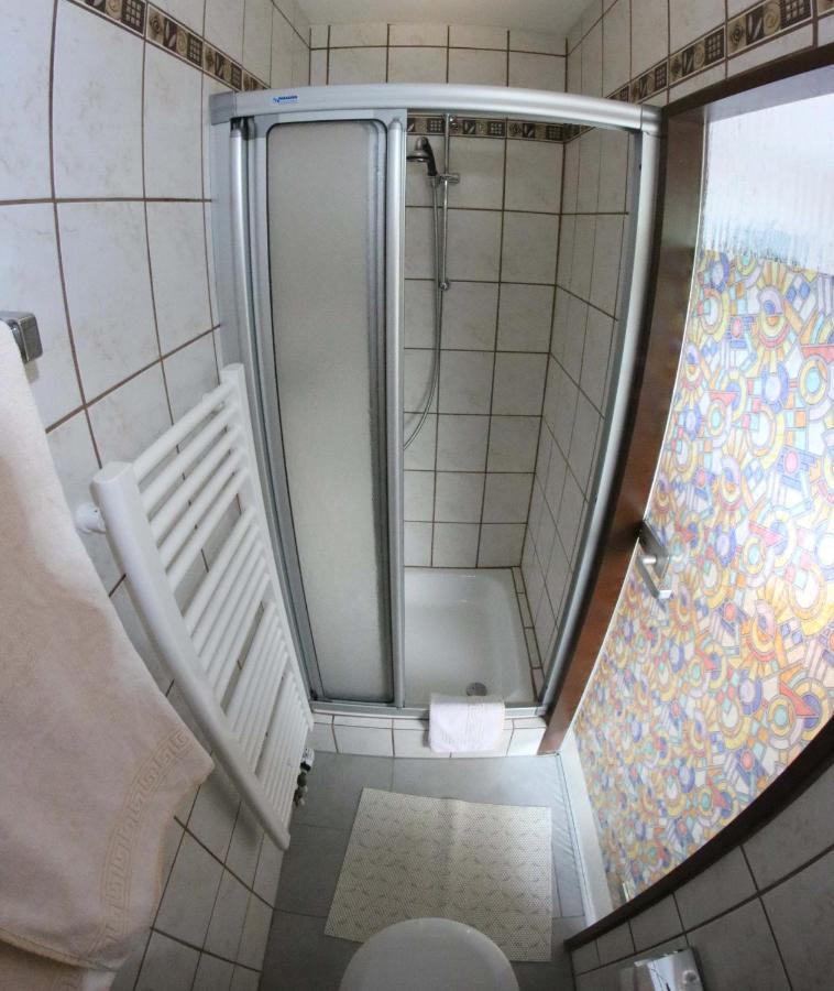 Ferienwohnungen Und Appartements - Haus Budinger アルフ エクステリア 写真